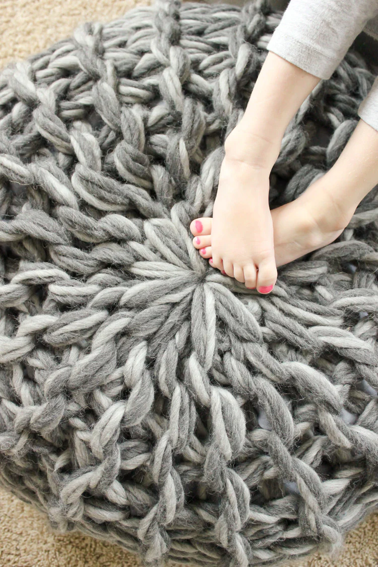 Fabulous Floor Pouf Pattern - Image 4