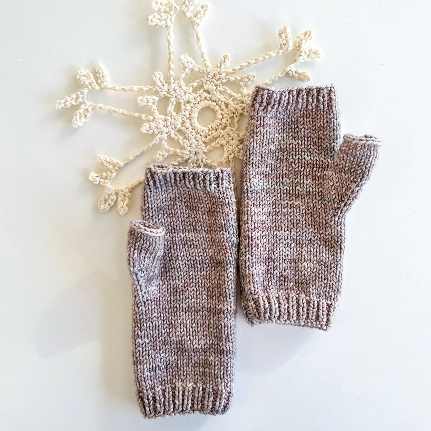 Sadie Simple Mitt Pattern - Image 6